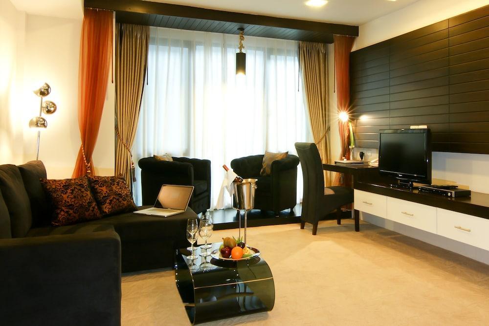 Rashmi'S Plaza Hotel ויינטיאן מראה חיצוני תמונה