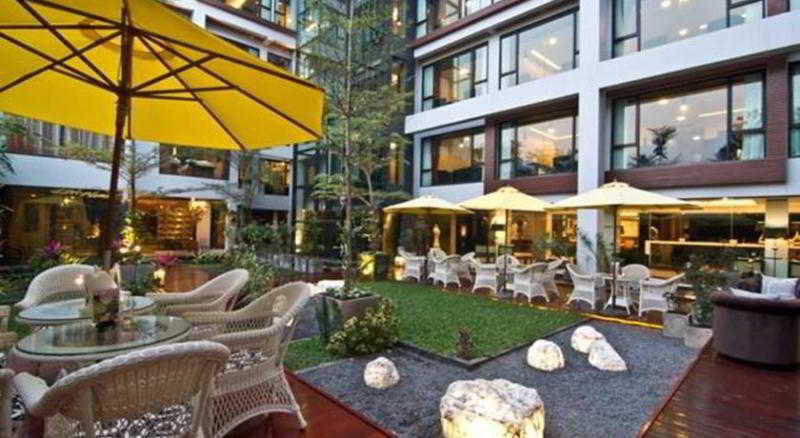 Rashmi'S Plaza Hotel ויינטיאן מראה חיצוני תמונה