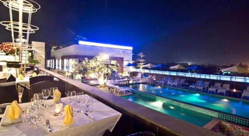 Rashmi'S Plaza Hotel ויינטיאן מראה חיצוני תמונה