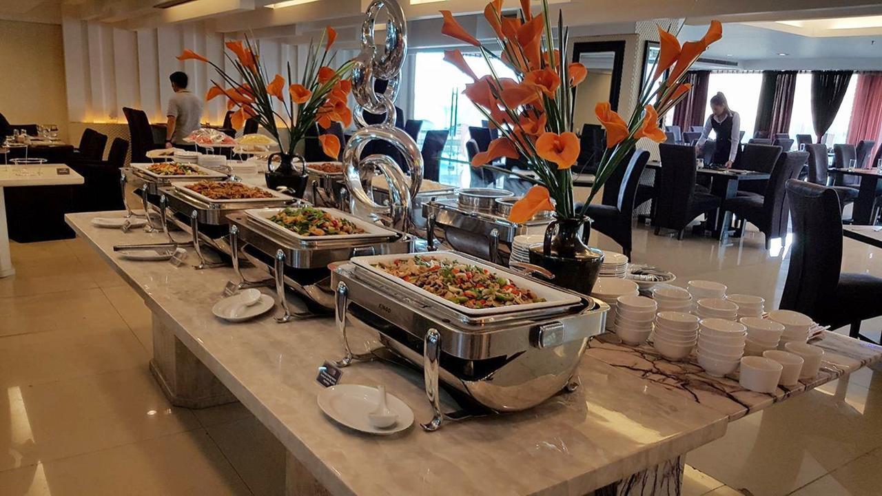 Rashmi'S Plaza Hotel ויינטיאן מראה חיצוני תמונה