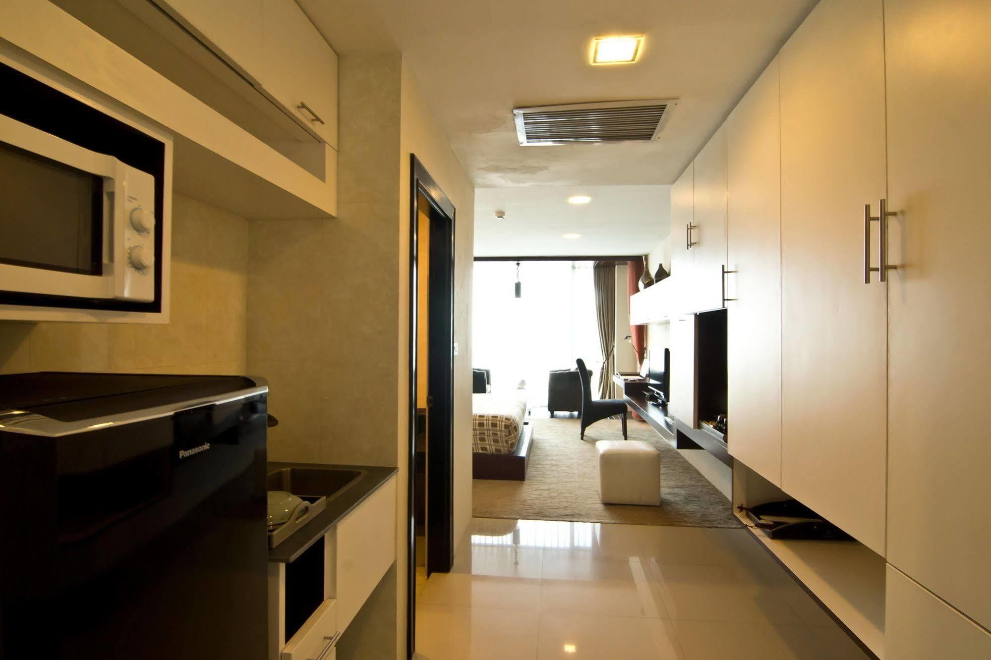 Rashmi'S Plaza Hotel ויינטיאן מראה חיצוני תמונה